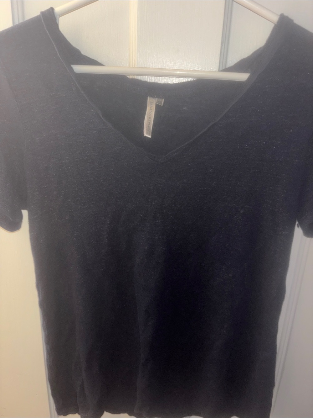 Banana Republic Black V-Neck Short Sleeve Tee